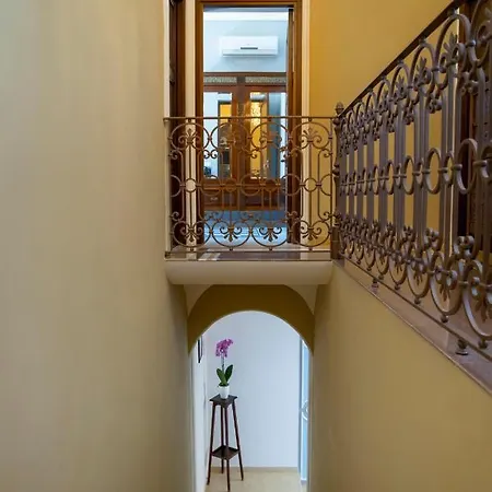 Dimora La Torre Pensión 3*