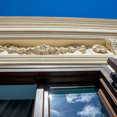 Dimora La Torre Konukevi 4*