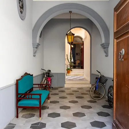 Dimora La Torre Guest house 3*