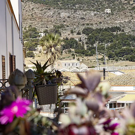 Konukevi Dimora La Torre